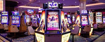 Filipino player enjoying online slot games on ph35 login platform